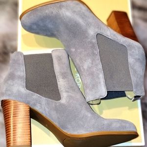 Brand New Michael Kors Gray Lottie Bottie Sz 10
